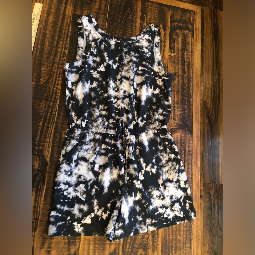 Black and White Tie-Dye Fabric Romper